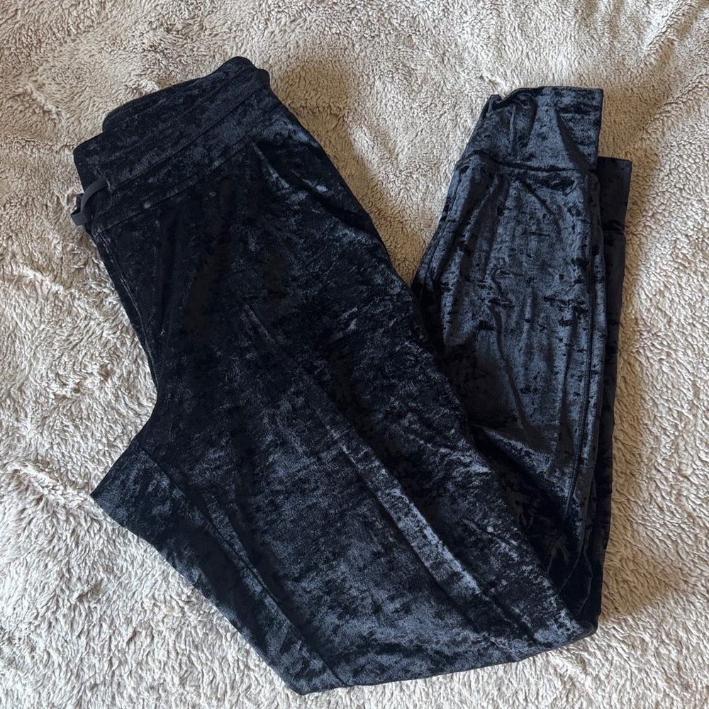 lululemon athletica Black Velvet Joggers